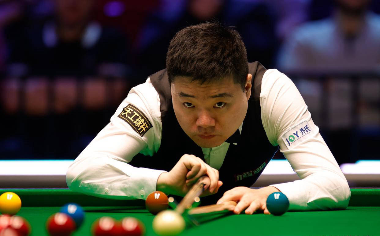 精准的长台, 封加里威尔, de 精准的长台, 封加里威尔, de